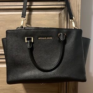 Michael Kors black purse